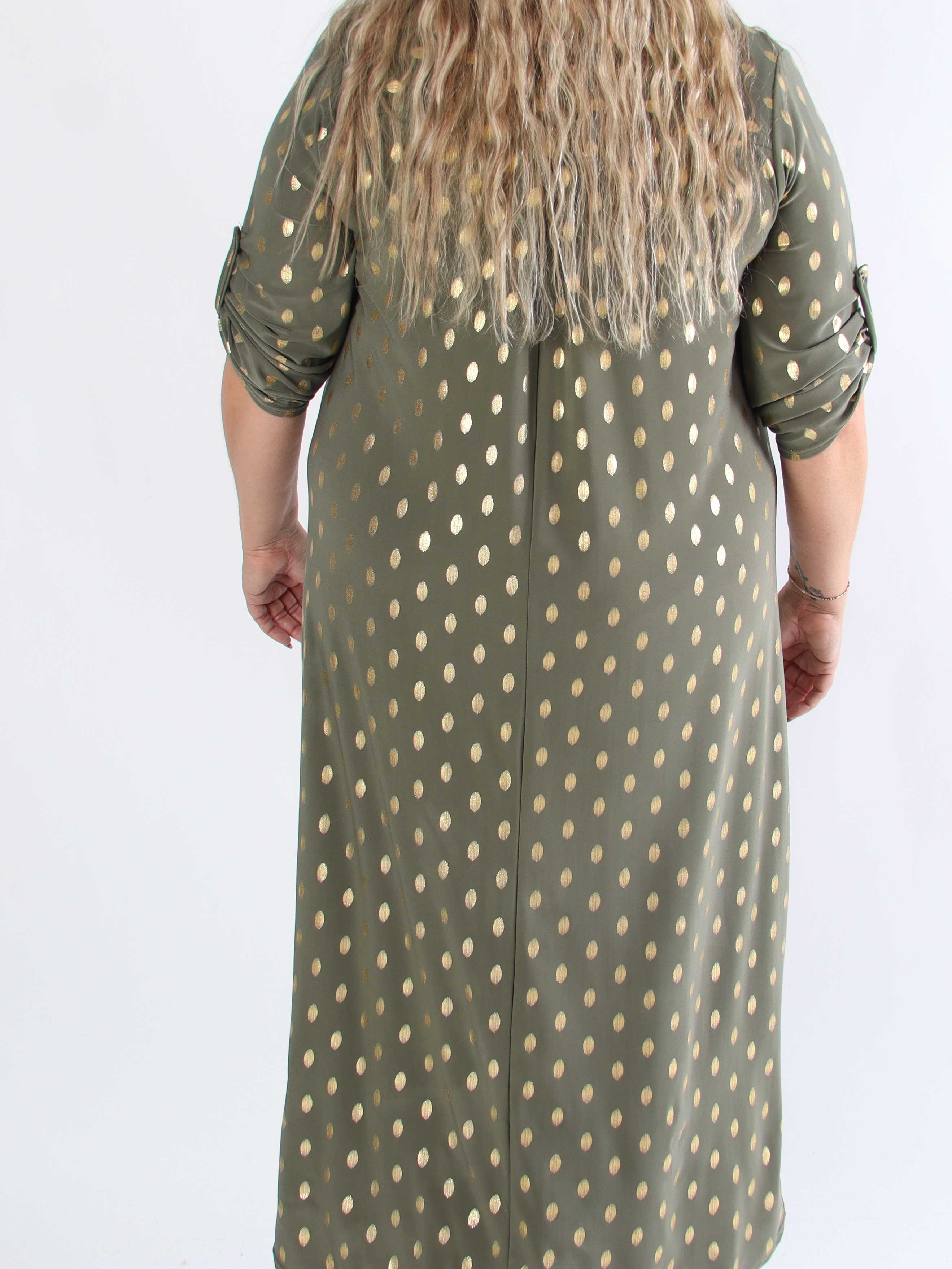 Ebba Gold Dress - Elastisk plus size lang kjole med guld prikker